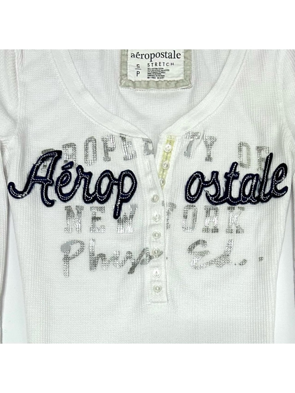 Y2K 2000s Aeropostale White Waffle Knit Long Sleeve Henley Top - Picture 2 of 6